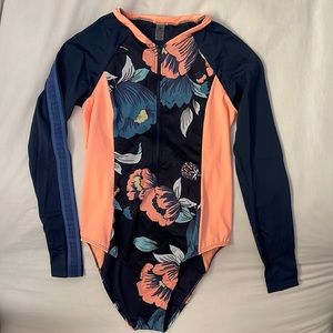 New Without Tags Roxy Rashguard / Swim Size M